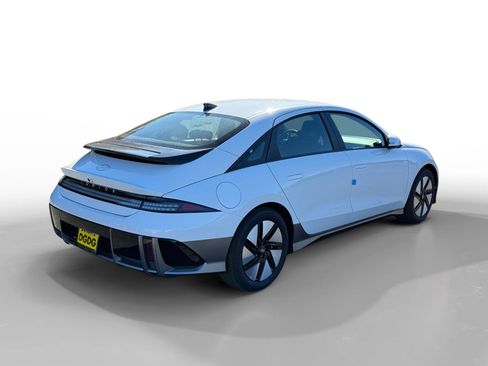 New 2025 Hyundai Ioniq 6 SE image 5