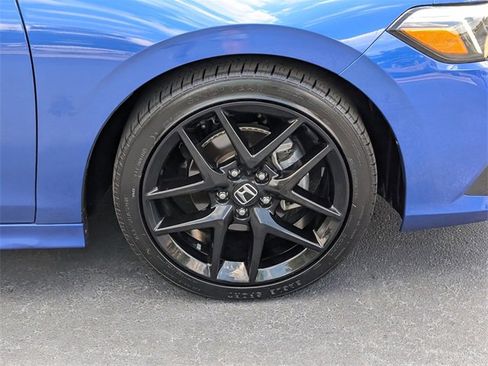 Used 2024 Honda Civic Sport image 6