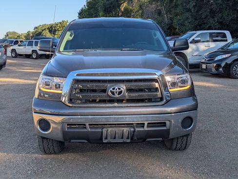 Used 2012 Toyota Tundra 4x4 Double Cab w/ Tow Pkg image 8
