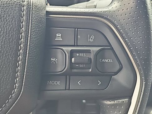 Used 2025 Toyota Tundra SR5 AWD/4WD image 22