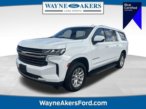 Used 2023 Chevrolet Suburban LT image 1