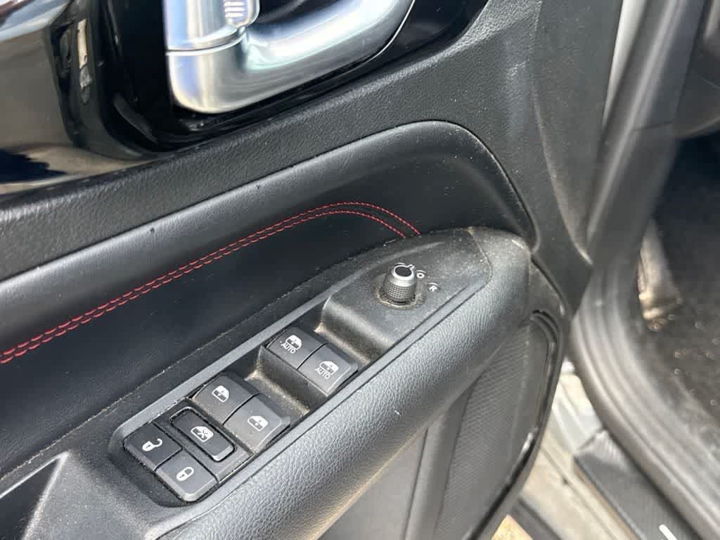 Used 2022 Jeep Compass Trailhawk AWD/4WD image 15