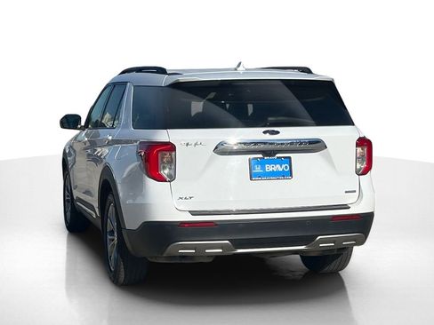 Used 2020 Ford Explorer XLT w/ Equipment Group 202A image 7