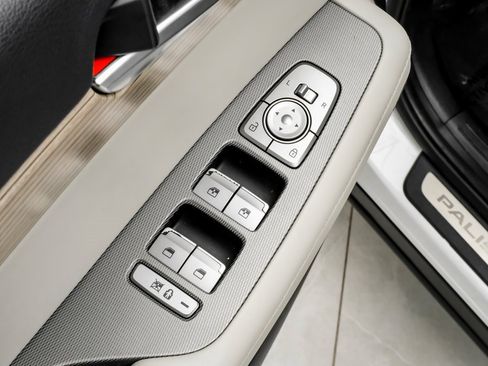 Used 2021 Hyundai Palisade Limited image 41