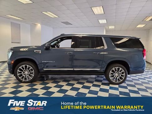New 2026 GMC Yukon XL Denali w/ Denali Reserve Package AWD/4WD image 4