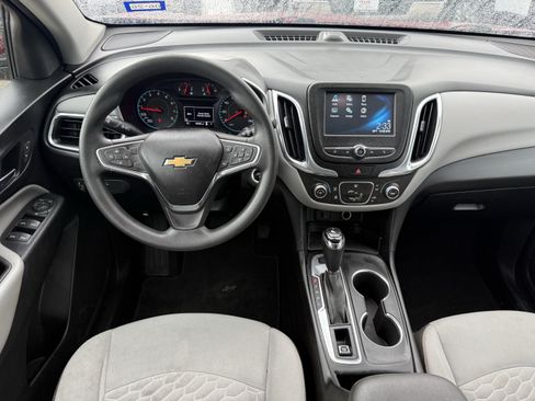 Used 2018 Chevrolet Equinox LT AWD/4WD image 14