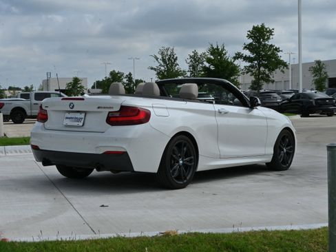 Used 2017 BMW M240i xDrive Convertible AWD/4WD image 9