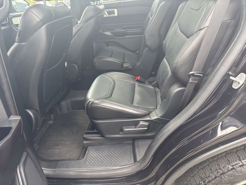 Used 2020 Ford Explorer ST w/ Premium Technology Package AWD/4WD image 25