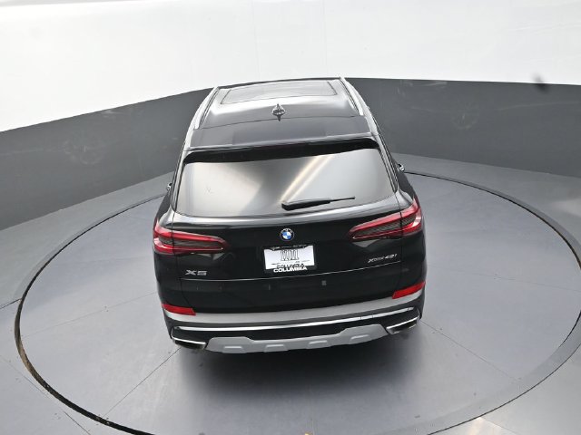 Used 2023 BMW X5 xDrive40i w/ Premium Package AWD/4WD image 17