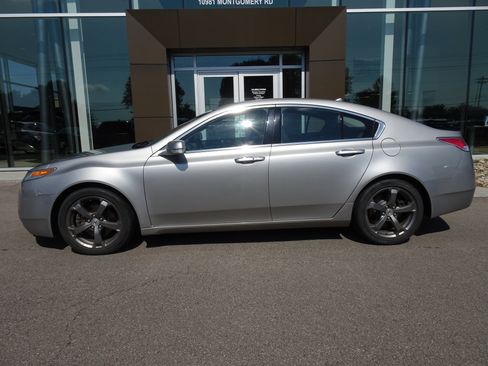 Used 2010 Acura TL w/ Technology Package AWD/4WD image 2