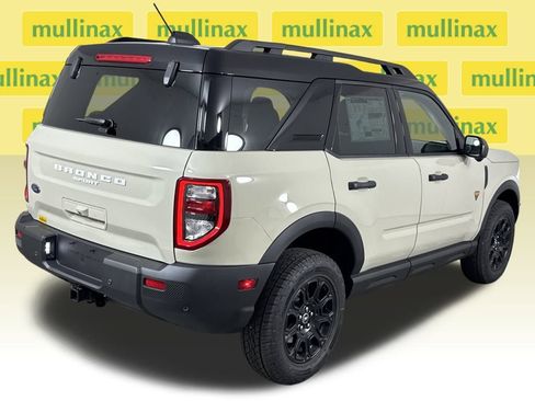 New 2025 Ford Bronco Sport Badlands image 21