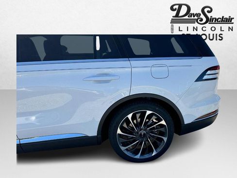 New 2025 Lincoln Aviator Reserve w/ Equipment Group 201A AWD/4WD image 7
