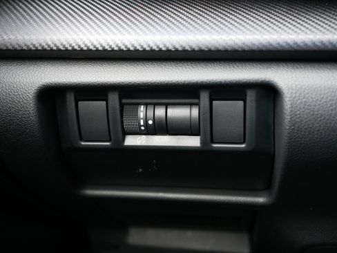 Certified 2025 Subaru Crosstrek 2.5i Limited w/ Popular Package #3A AWD/4WD image 26