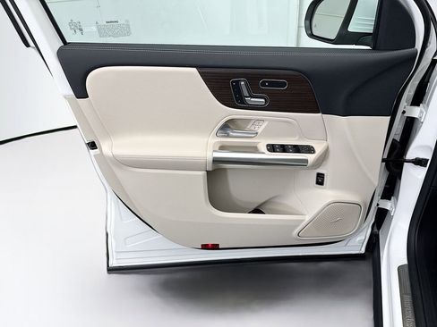 New 2026 Mercedes-Benz GLA 250 4MATIC image 22