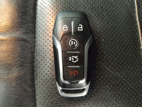Used 2017 Ford Explorer Limited FWD image 32