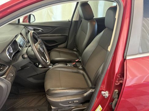 Used 2019 Buick Encore Preferred FWD image 19