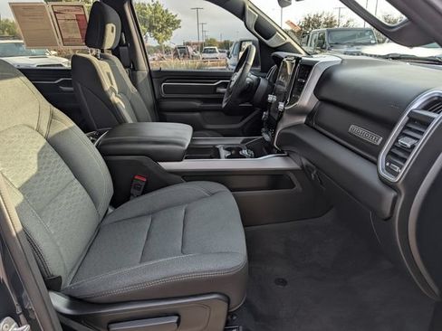 Used 2025 RAM 1500 Big Horn AWD/4WD image 31