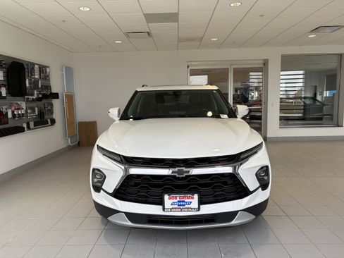 Used 2024 Chevrolet Blazer LT w/ Sound & Technology Package image 8