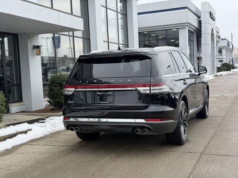 Used 2020 Lincoln Aviator Reserve w/ Equipment Group 202A image 5