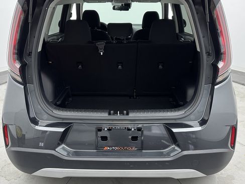 Used 2024 Kia Soul LX w/ Option Group 015 image 29