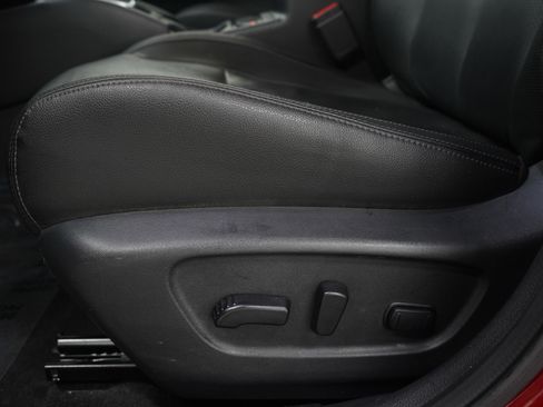 Used 2020 Nissan Rogue SL w/ Premium Package image 24