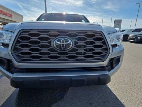 Used 2023 Toyota Tacoma 2WD Access Cab image 2
