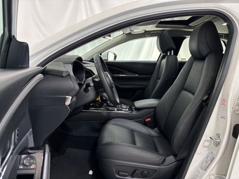 Certified 2025 MAZDA CX-30 AWD 2.5 S w/ Preferred Package image 12