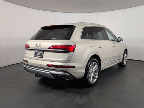 Certified 2025 Audi Q7 2.0T Premium Plus w/ Premium Plus Package image 38