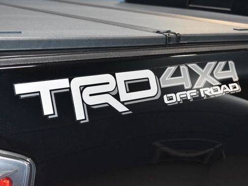 Used 2020 Toyota Tacoma TRD Off-Road image 25