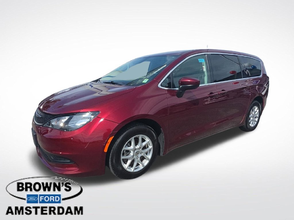 Used 2022 Chrysler Voyager LX FWD image 4