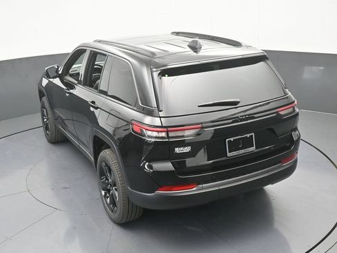 New 2026 Jeep Grand Cherokee Limited w/ Limited Altitude Package RWD image 44