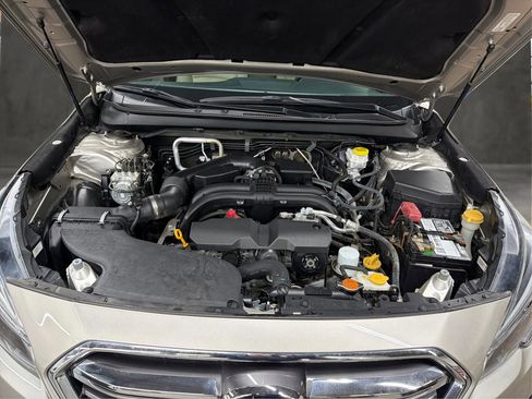 Used 2018 Subaru Outback 2.5i Limited image 9