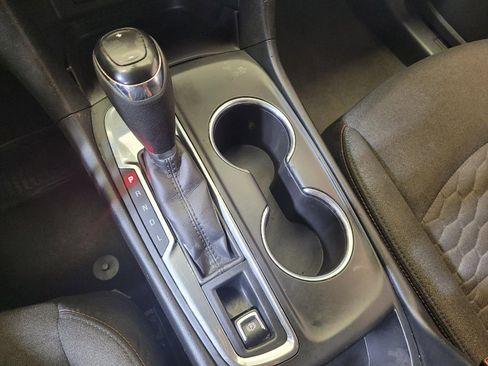 Used 2019 Chevrolet Equinox LT FWD image 26