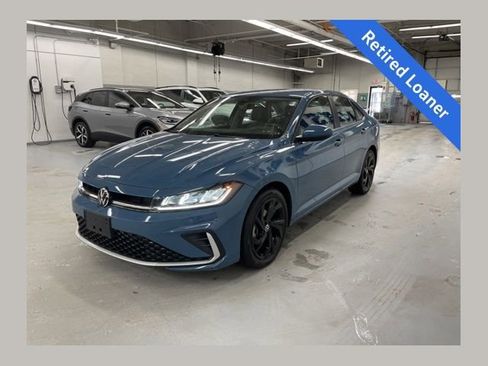 New 2025 Volkswagen Jetta SE w/ Black Wheel Package FWD image 1