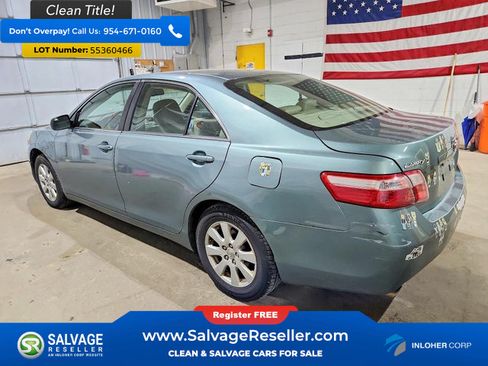 Used 2009 Toyota Camry V6 FWD image 3