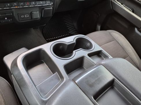 Used 2024 Chevrolet Silverado 2500 Custom w/ Custom Value Package AWD/4WD image 26