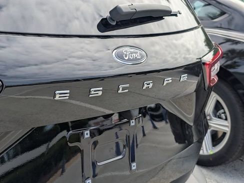 New 2026 Ford Escape ST-Line FWD image 9