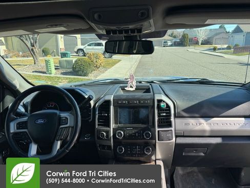 Used 2019 Ford F350 Lariat w/ Lariat Ultimate Package image 2