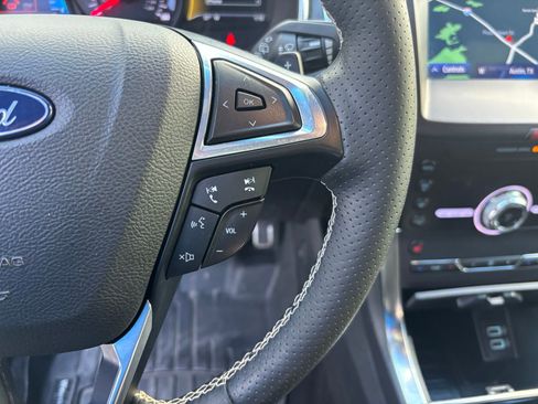Used 2020 Ford Edge ST image 19