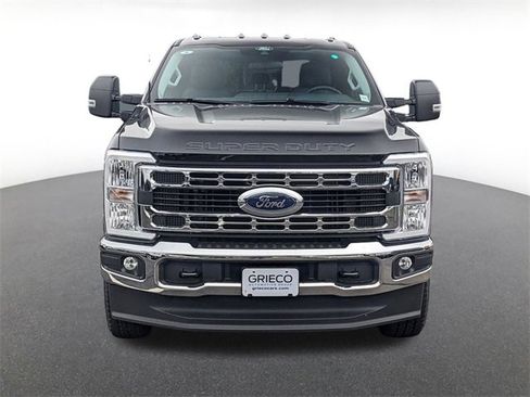 New 2025 Ford F350 XLT w/ FX4 Off-Road Package image 7