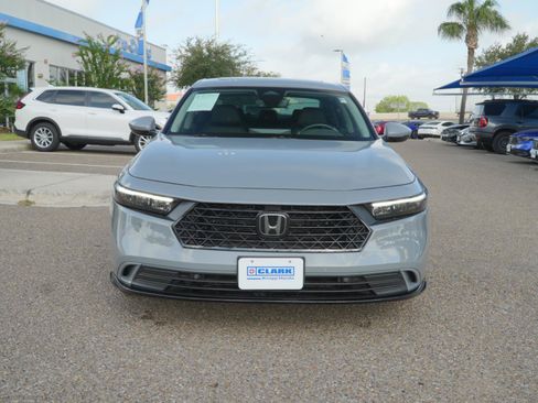 Used 2024 Honda Accord EX-L image 2