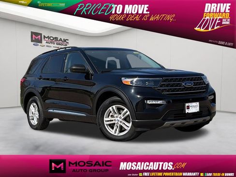 Used 2023 Ford Explorer XLT w/ Equipment Group 202A AWD/4WD image 1