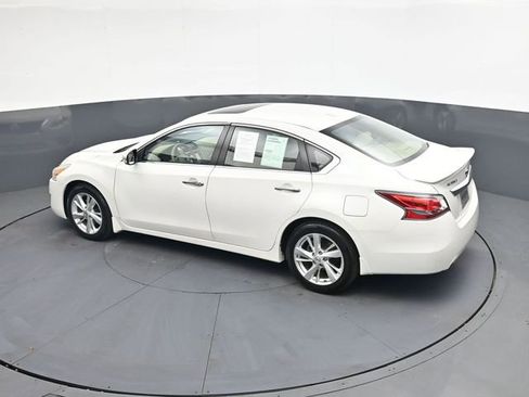 Used 2015 Nissan Altima 2.5 SL w/ Technology Package FWD image 26