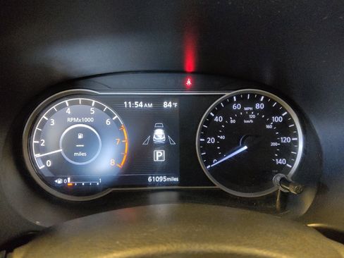 Used 2018 Nissan Kicks SV w/ Exterior Package FWD image 23