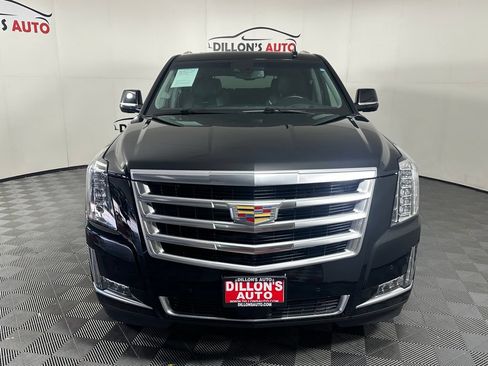 Used 2015 Cadillac Escalade Premium AWD/4WD image 12