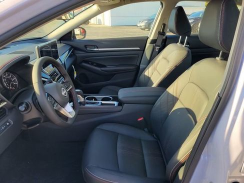 New 2025 Nissan Altima 2.5 SR w/ SR Premium Package image 15