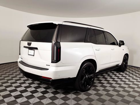 Certified 2025 Cadillac Escalade Sport Platinum AWD/4WD image 4