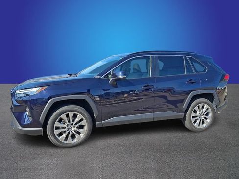 Used 2022 Toyota RAV4 XLE Premium FWD image 7