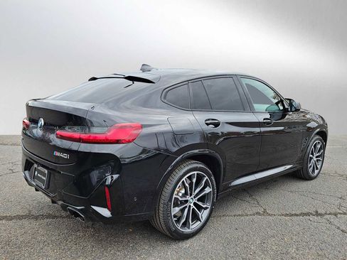 Used 2025 BMW X4 M40i w/ Premium Package image 3