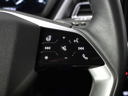 Used 2022 Audi Q4 e-tron Prestige image 35